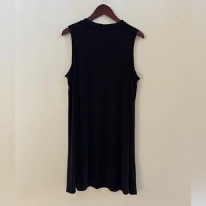 Sleeveless Black Dress